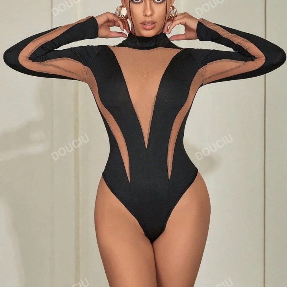 BNWOT SHEIN Women’s Contrast Mesh Mock Neck Bodysuit